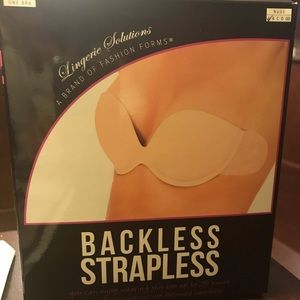 Backless strapless bra